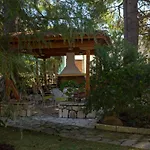 Апартаменты Poly's Lefkada *