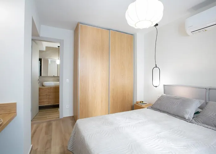 Daire Poly's Lefkada Apolpaina