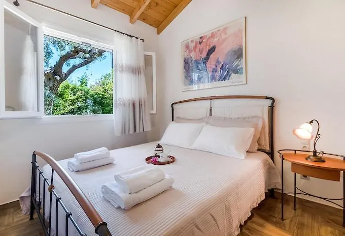 Daire Poly's Lefkada Apolpaina