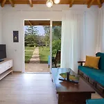 Poly's Lefkada شقة *