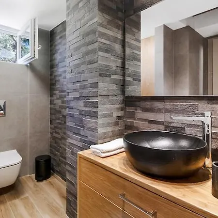 Poly's Lefkada Apartment *