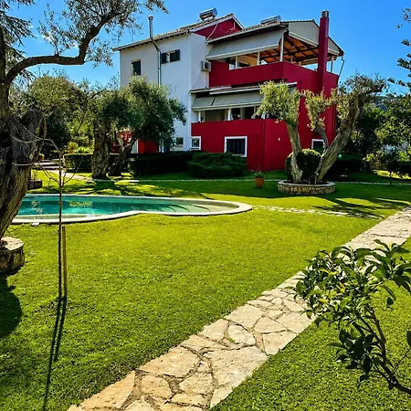 Poly's Lefkada Apartment *