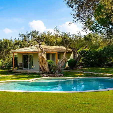 Poly's Lefkada Apartment *