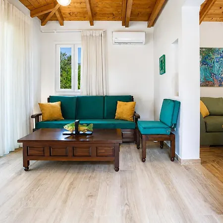 아파트 Poly's Lefkada *