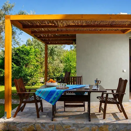 Poly's Lefkada Apartment