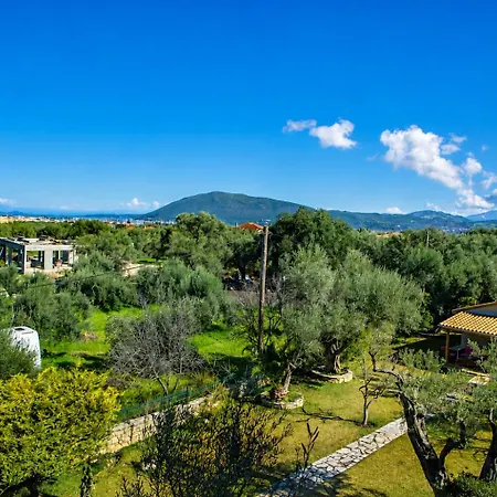 Poly's Lefkada Apartment Apolpaina