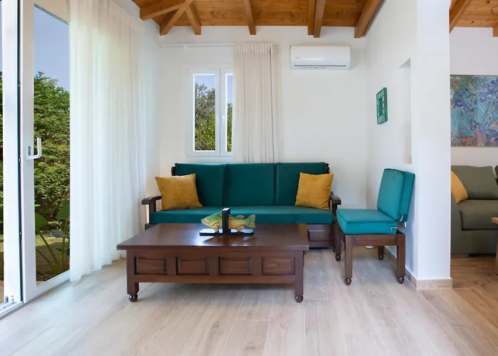 Poly's Lefkada Apartment Apolpaina